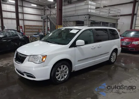 2016 Chrysler Town & Country Touring from USA, damaged, VIN 2C4RC1BG5GR292405